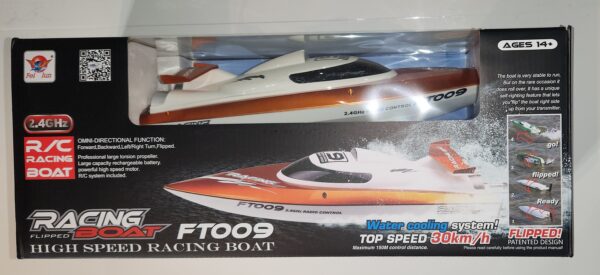 RC Racing boat - Image 3